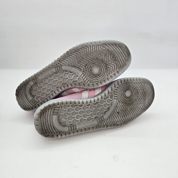 Adidas Bermuda Women's Sneakers, Glow Pink, Size 7.5 – Preowned - Picture 6 of 13